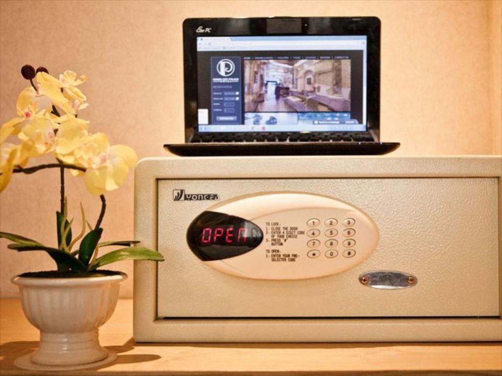 Hanoi Gratitude Hotel Екстер'єр фото