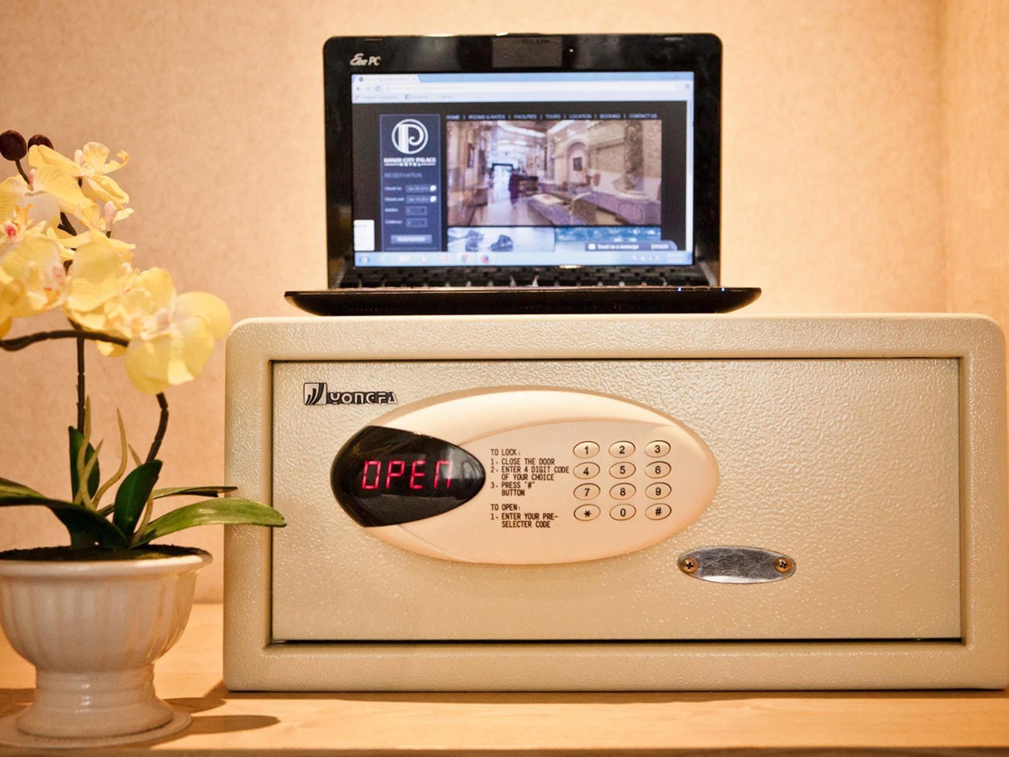 Hanoi Gratitude Hotel Екстер'єр фото